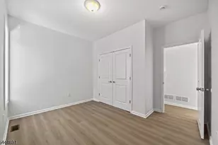 18 Charles St, Bloomfield, NJ 07003 - Photo 10
