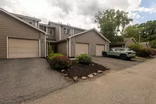107 Rockledge Terrace, Haledon, NJ 07508 - Photo 2