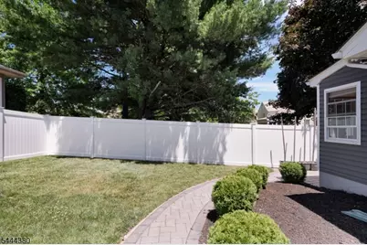307 Minute Arms Rd, Union Township, NJ 07083 - Photo 26