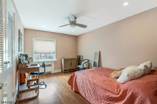 307 Minute Arms Rd, Union Township, NJ 07083 - Photo 16