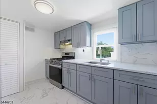 76 Schuyler Ave, North Arlington, NJ 07031 - Photo 4