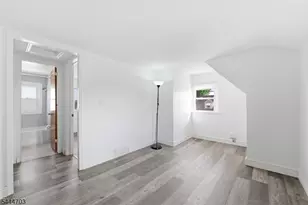 76 Schuyler Ave, North Arlington, NJ 07031 - Photo 8