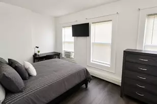 142 E Jersey St, Elizabeth, NJ 07206 - Photo 4