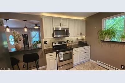 9 Harrison Rd, Riverdale, NJ 07444 - Photo 4