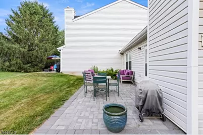 357 Cotswold Pl, Franklin Township, NJ 08873 - Photo 24