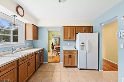 357 Cotswold Pl, Franklin Township, NJ 08873 - Photo 14