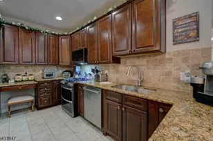 1113 Warren's Way, Wanaque, NJ 07465 - Photo 10