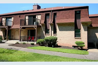 1404 Normandy Ct #1404, Raritan Township, NJ 08822 - Photo 2
