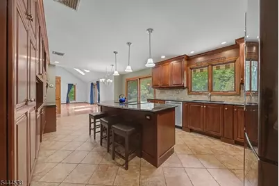 4 Unneberg Ave, Roxbury Township, NJ 07876 - Photo 6