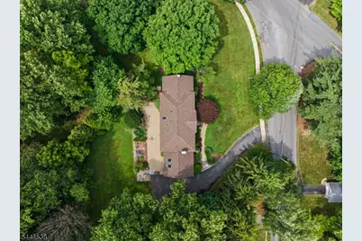 4 Unneberg Ave, Roxbury Township, NJ 07876 - Photo 32