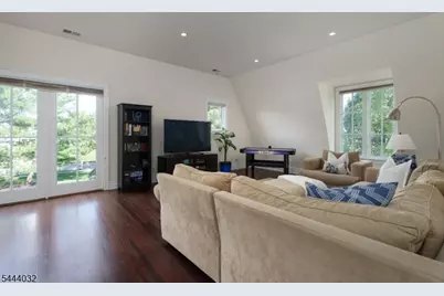 8 Flanders Valley Ct, Montgomery Township, NJ 08558 - Photo 22