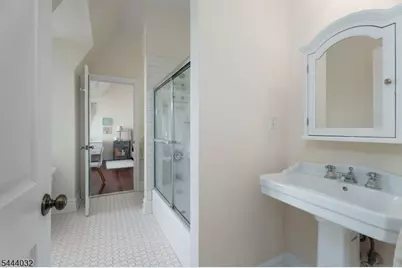 8 Flanders Valley Ct, Montgomery Township, NJ 08558 - Photo 36