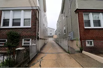 270 N 12th St, Newark, NJ 07107 - Photo 22