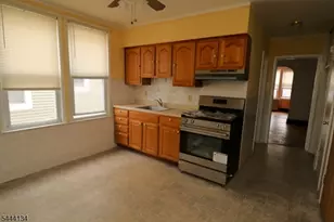 270 N 12th St, Newark, NJ 07107 - Photo 4