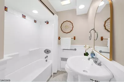 510 Eagle Rock Ave, Roseland, NJ 07068 - Photo 12
