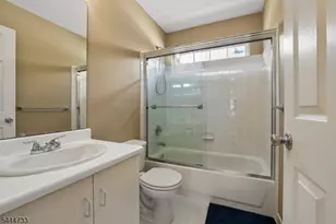 10 Redmond Ct, Bridgewater, NJ 08807 - Photo 22