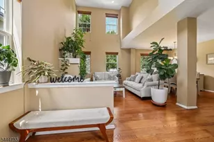 10 Redmond Ct, Bridgewater, NJ 08807 - Photo 4