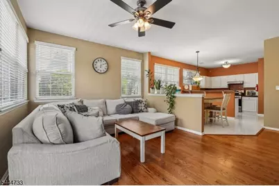 10 Redmond Ct, Bridgewater, NJ 08807 - Photo 8