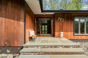 792 Partridge Dr, Bridgewater, NJ 08807 - Photo 2
