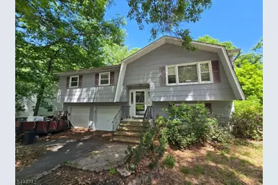 9 Marshall Trl, Hopatcong, NJ 07843 - Photo 2