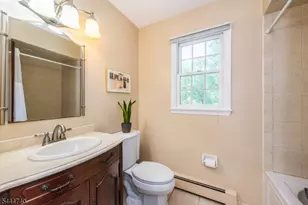 9 Francis Ln, Chester, NJ 07930 - Photo 20