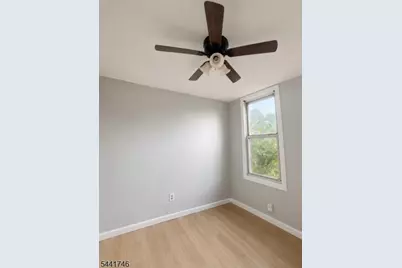 133 Isabella Ave, Newark, NJ 07106 - Photo 10