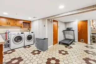 84 Howard Pl, Nutley, NJ 07110 - Photo 38