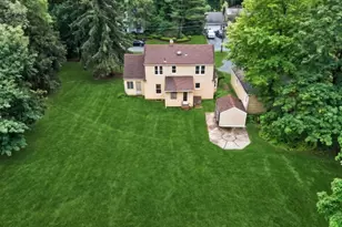 75 Welshs Ln, Franklin Township, NJ 08873 - Photo 2