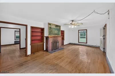 75 Welshs Ln, Franklin Township, NJ 08873 - Photo 12