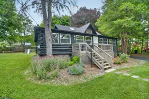 53 Lakeview Dr, West Milford Twp., NJ 07480 - Photo 2