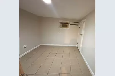 288 Totowa Ave, Paterson, NJ 07502 - Photo 18
