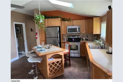 139 W Shore Trl, Sparta Township, NJ 07871 - Photo 2