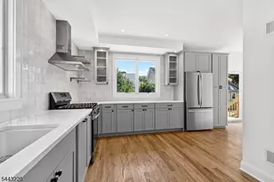 609 Harrison Ave, Roselle, NJ 07203 - Photo 4