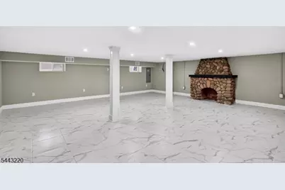 609 Harrison Ave, Roselle, NJ 07203 - Photo 36