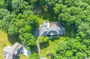 6 White Tail Ct, Hardyston Township, NJ 07460 - Photo 2