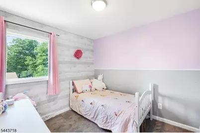 17 Muscotah Rd, Vernon, NJ 07422 - Photo 12