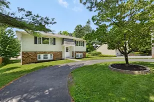 17 Muscotah Rd, Vernon, NJ 07422 - Photo 26