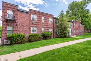 370 Claremont Ave, Montclair, NJ 07042 - Photo 6