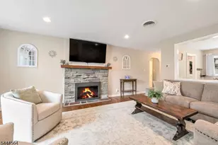 15 Kingwood Dr, Little Falls Township, NJ 07424 - Photo 8