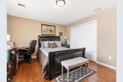 911 Worth Ave, Linden, NJ 07036 - Photo 14