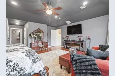 911 Worth Ave, Linden, NJ 07036 - Photo 32