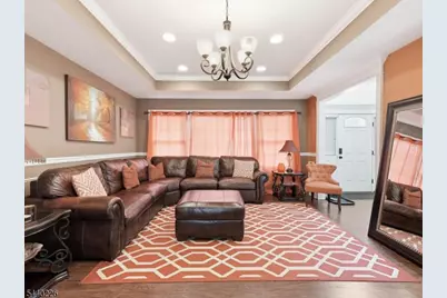911 Worth Ave, Linden, NJ 07036 - Photo 8