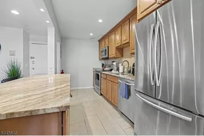 300 W Munsell Ave Cc5, Linden, NJ 07036 - Photo 14