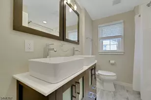 7 Hawthorne Ave, Glen Ridge, NJ 07028 - Photo 34