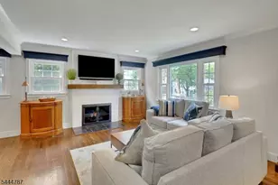 7 Hawthorne Ave, Glen Ridge, NJ 07028 - Photo 8