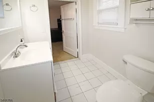 805 Green Pond Rd, Rockaway Township, NJ 07866 - Photo 10