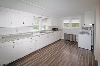 805 Green Pond Rd #Main, Rockaway Township, NJ 07866 - Photo 8