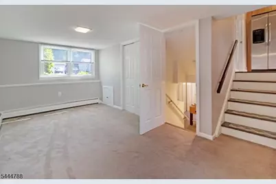 35 McKinley Ave, East Hanover Township, NJ 07936 - Photo 16