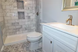 205 Gordon Ave, Totowa, NJ 07512 - Photo 8