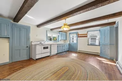 105 Harrison Ave, Roseland, NJ 07068 - Photo 8